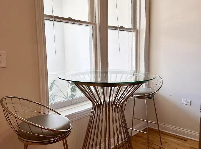 Flexhome Wicker Park - Stylish 2br - Sleeps 6